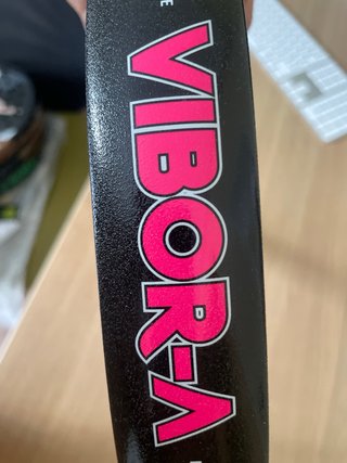 Pala de pádel Vibor-A Naya Liquid