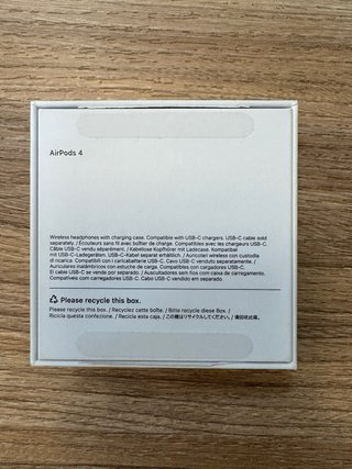 Apple AirPods 4