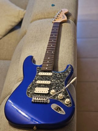 Squier Stratocaster Affinity HSS by Fender 2004