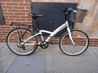 Bicicleta B'Twin Modelo 100 24