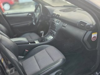 Mercedes-Benz Clase C 2005