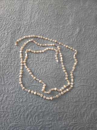 Hilo de perlas barrocas 208 cm