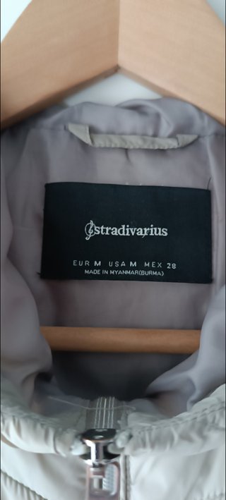 Plumífero ligero Stradivarius Talla S