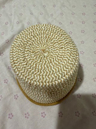 Macetero de cuerda beige y amarillo