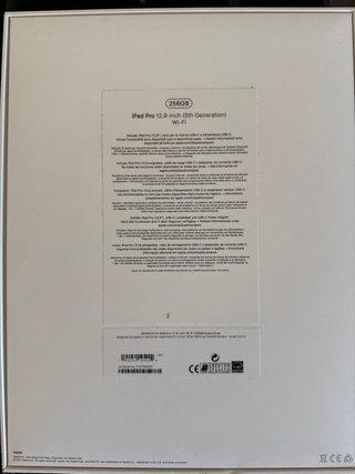 Caja iPad Pro 12.9