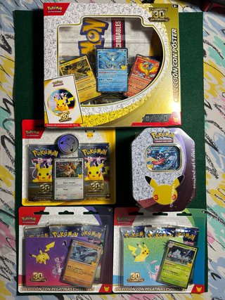 LOTE POKÉMON TCG – CELEBRACIÓN 30.º ANIVERSARIO