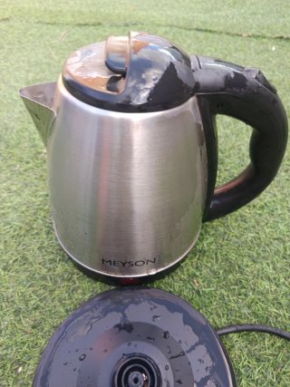 Hervidor de líquidos eléctrico