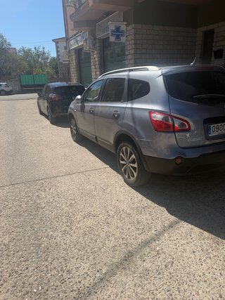 Nissan Qashqai+2 2010