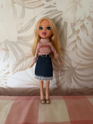 Muñeca Bratz rubia