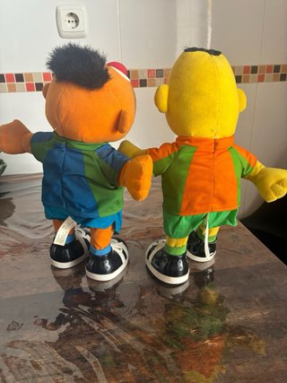 Pareja Epi y Blas Barrio Sésamo
