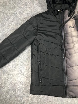 Chaqueta Fila con Capucha Negra y Gris
