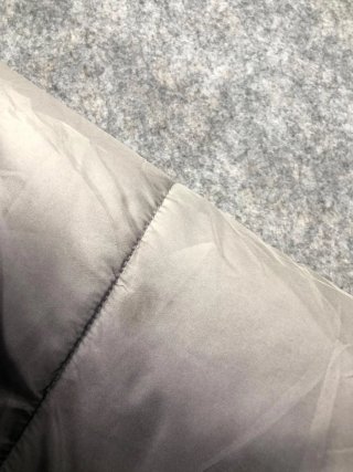 Chaqueta Fila con Capucha Negra y Gris