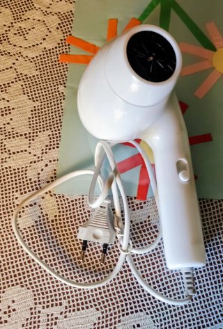 Secador de pelo ZIU home FUNAIR 800W
