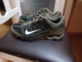 Nike Reax Hombre Verde/Marrón