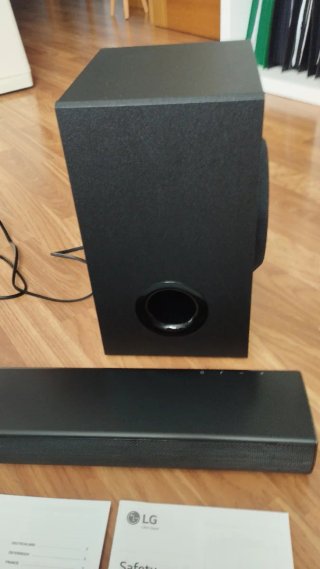 LG SoundBar SQC1 Negro