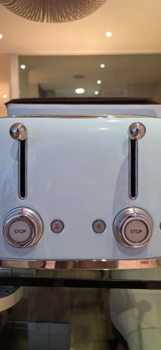 Tostadora Smeg 4 ranuras Azul SIN USAR