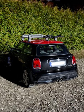 Barras de techo negras Mini Cooper F56