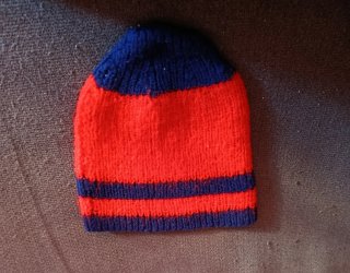 Gorro tejido artesanal chico