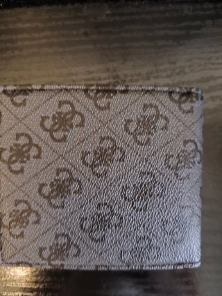 Cartera Guess