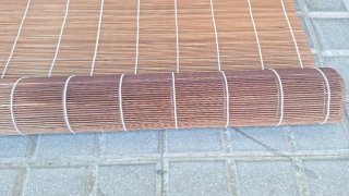 2 Estores enrollables de bambú y madera