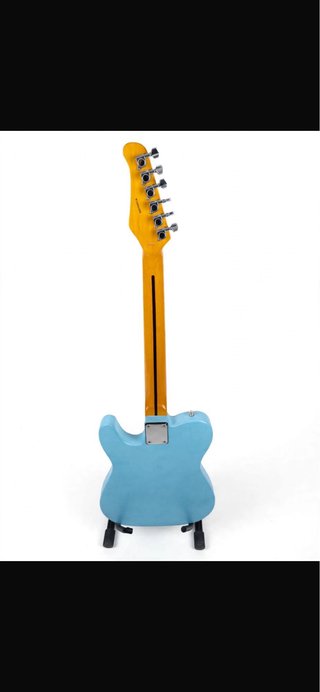 Guitarra Telecaster Custom daphne blue