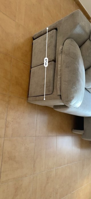 Sofá chaiselongue gris claro