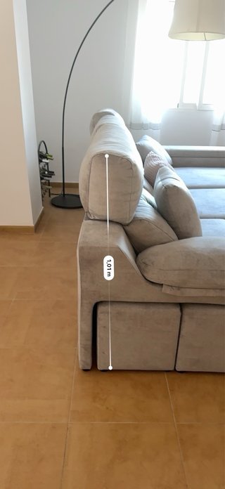 Sofá chaiselongue gris claro