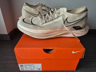 Nike ZoomX Streakfly Talla 45 Bambas running 5-10k