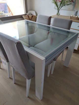 Mesa Comedor Extensible + 4 Sillas