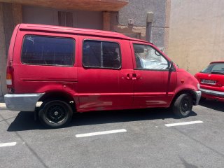 Nissan Vanette 1996