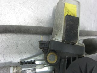 ELEVALUNAS DELANTERO DERECHO FORD FOCUS BERLINA (CAK) XS4123200 1324191