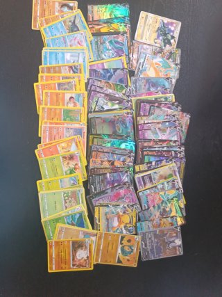 Cartas Pokémon Variadas (Falsas)