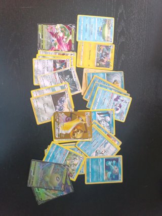 Cartas Pokémon Variadas (Falsas)