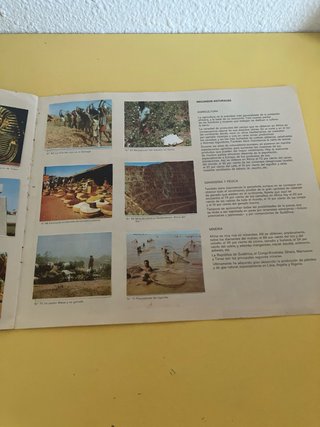 Álbum de cromos África: el mundo a través de sus