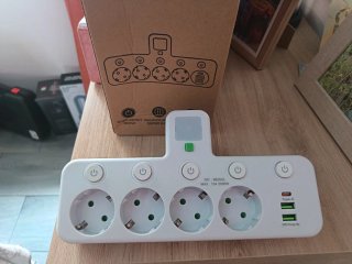 Regleta 4 enchufes + 2 USB + 1 Type-C