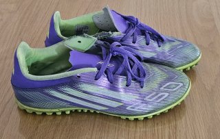 Botas de fútbol Adidas Talla 41.5