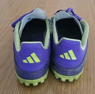 Botas de fútbol Adidas Talla 41.5