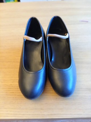 Zapatos baile español niña Talla 27