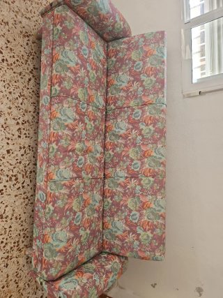 Sofá cama floral