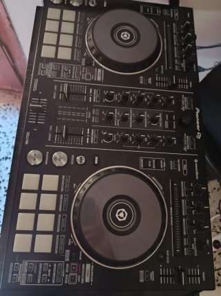 Controladora DJ Pioneer DDJ-RR Precio solo en mano