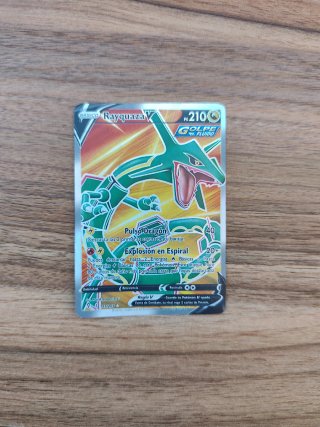 Carta Pokémon Rayquaza V 197/203