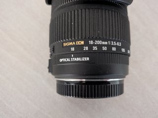 Sigma 18-200 DC OS per Canon EF-S