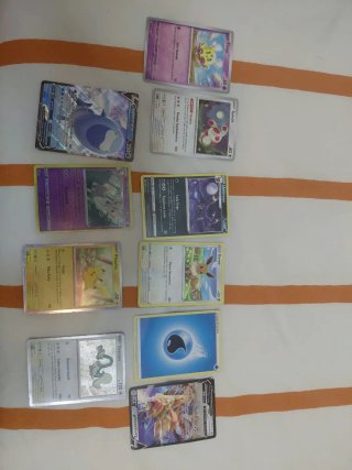 Lote Cartas Pokémon +80 Charizard V