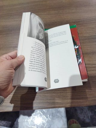 Lote 2 libros: Jo, Raquel Pris y El Vuitè Nan