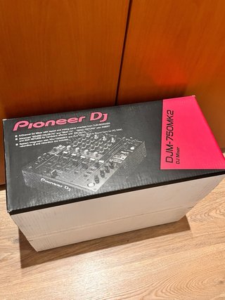 Pioneer DJM-750 MK2 Mesa Mezclas