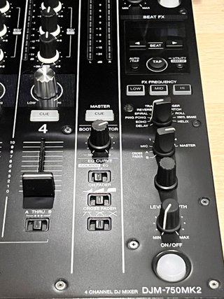 Pioneer DJM-750 MK2 Mesa Mezclas