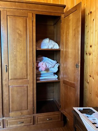Armario 3 puertas madera maciza