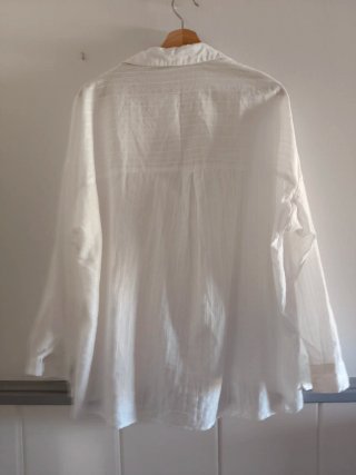 Blusa blanca oversize