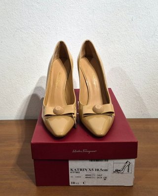 Decolletè con tacco, pelle, beige, Ferragamo, n.41