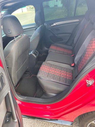 VOLKSWAGEN GOLF GTI TCR